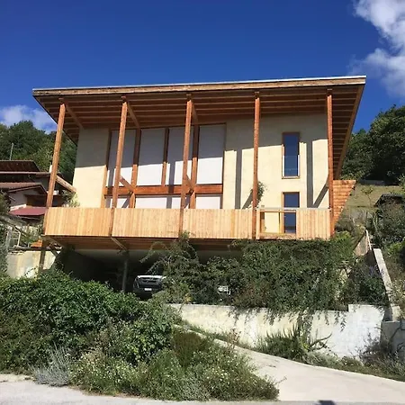 Maison En Paille Вилла Saviese